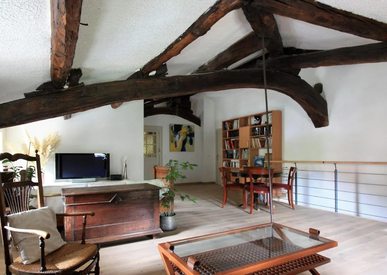 Bed and Breakfast Un Jardin Secret Yzeron